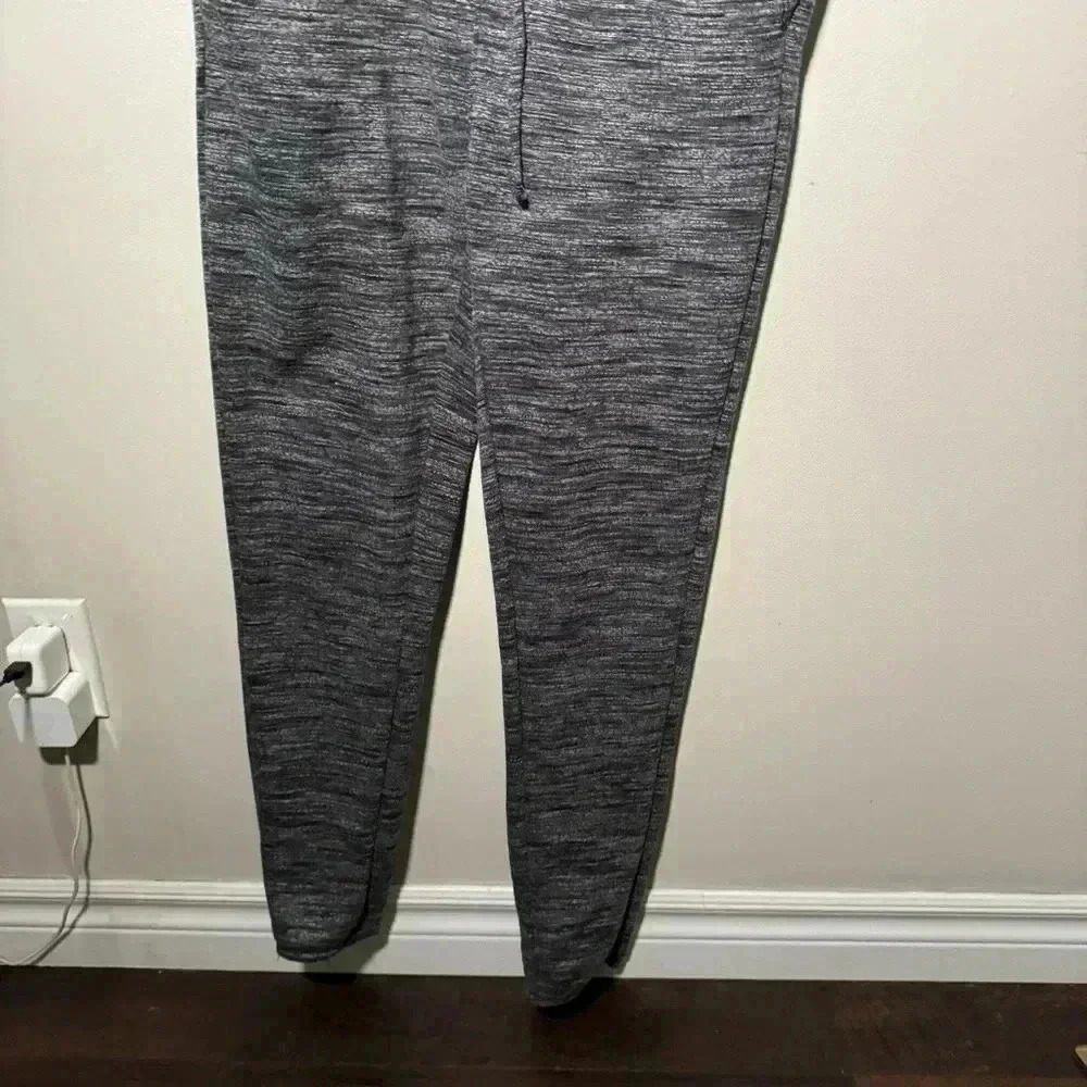 Roots Heathered Grey Jumpsuit – Soft Knit, Cozy Athleisure (XS/S) - Picture 5 of 8